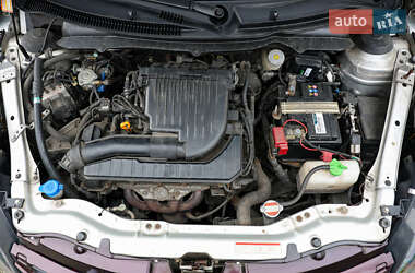 Хетчбек Suzuki Swift 2011 в 