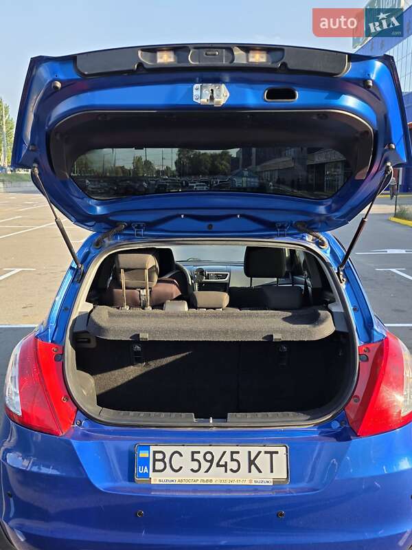 Хетчбек Suzuki Swift 2011 в Львові
