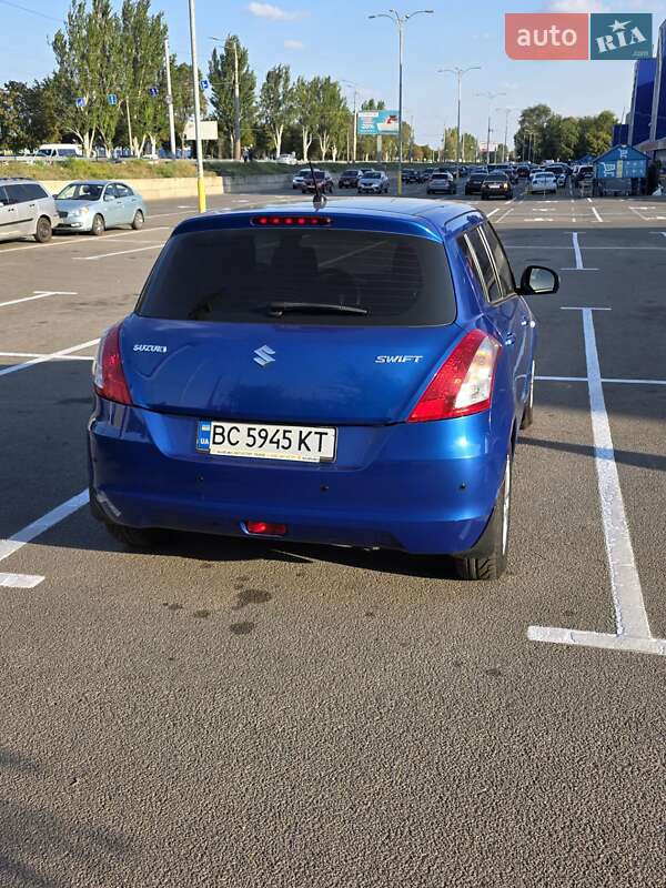 Хетчбек Suzuki Swift 2011 в Львові