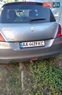 Хэтчбек Suzuki Swift 2011 в Киеве