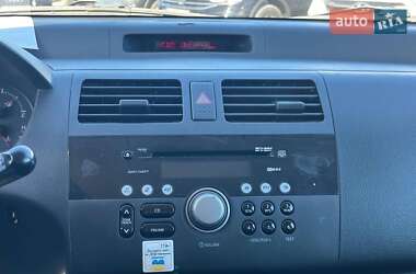 Хетчбек Suzuki Swift 2010 в 