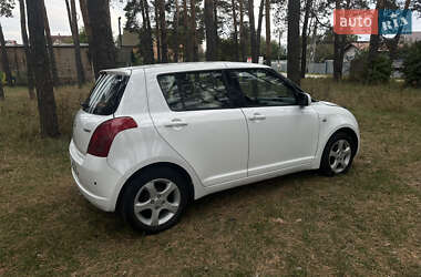 Хэтчбек Suzuki Swift 2008 в 