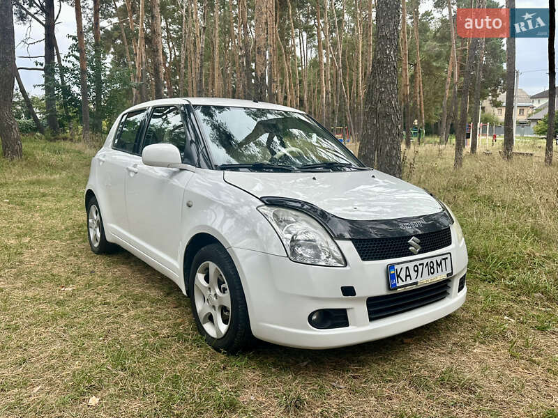 Хэтчбек Suzuki Swift 2008 в Киеве