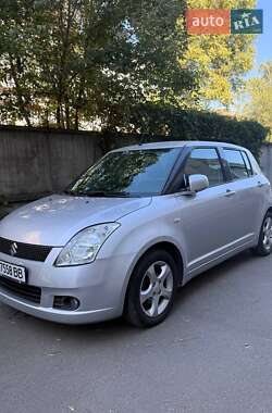 Хетчбек Suzuki Swift 2006 в Києві