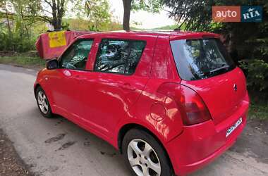 Хэтчбек Suzuki Swift 2006 в 