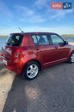 Хэтчбек Suzuki Swift 2008 в 