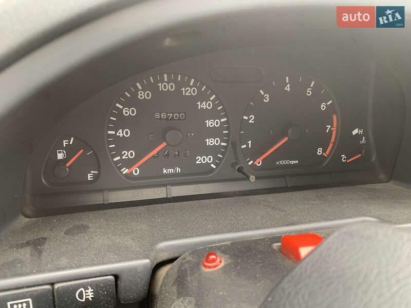 Седан Suzuki Swift 1997 в Києві
