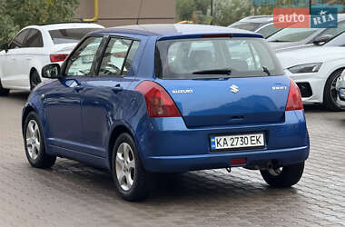 Хетчбек Suzuki Swift 2005 в 