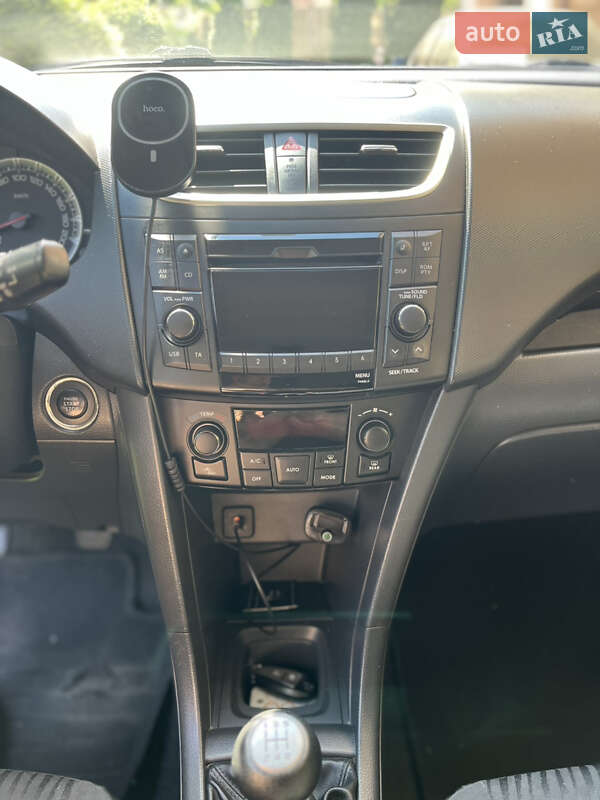 Хэтчбек Suzuki Swift 2010 в Львове фото 19 Хэтчбек Suzuki Swift 2010 в Львове