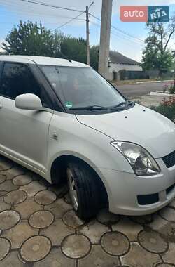 Хетчбек Suzuki Swift 2009 в Верхньодніпровську