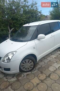 Хетчбек Suzuki Swift 2009 в 