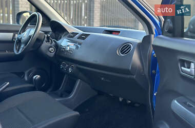 Хетчбек Suzuki Swift 2006 в 