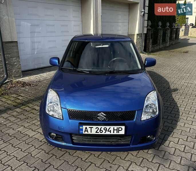 Хэтчбек Suzuki Swift 2006 в Надворной