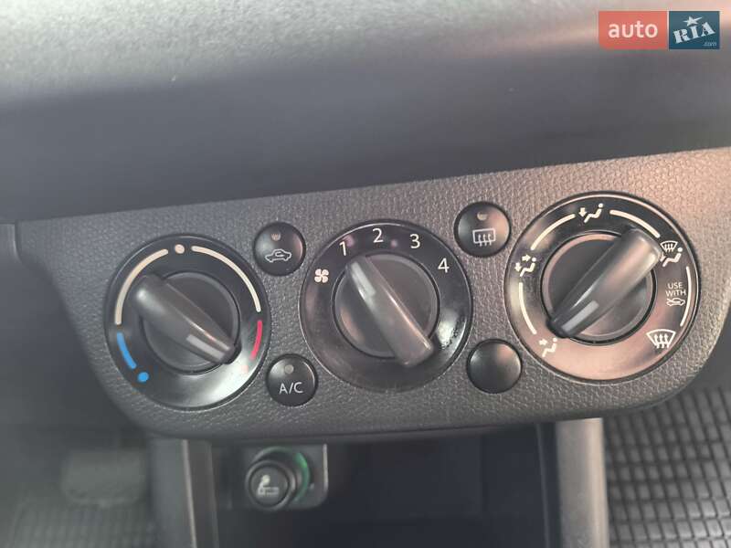 Хэтчбек Suzuki Swift 2006 в Надворной