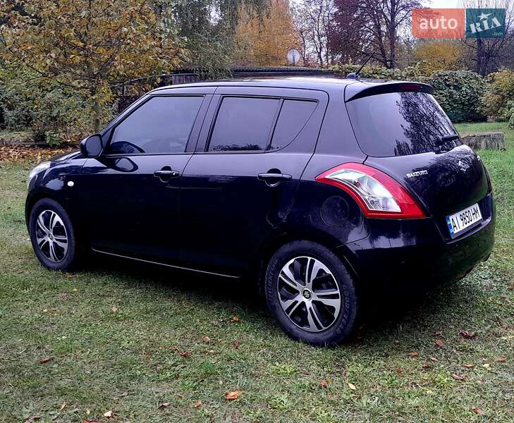 Хэтчбек Suzuki Swift 2012 в Броварах