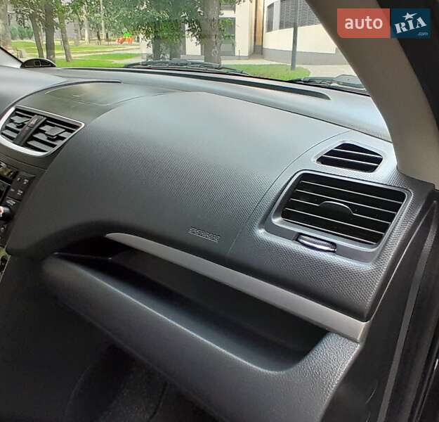 Хэтчбек Suzuki Swift 2012 в Броварах