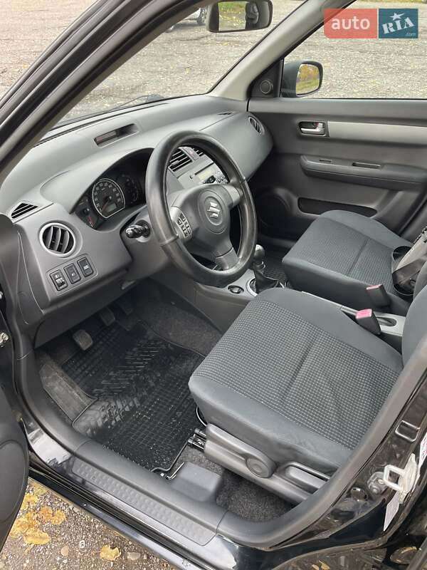 Хетчбек Suzuki Swift 2008 в Ужгороді