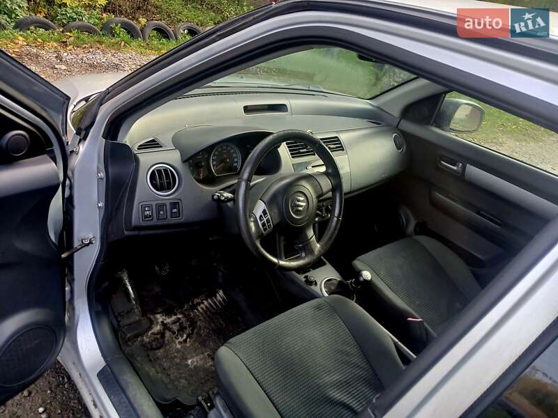 Хетчбек Suzuki Swift 2008 в Києві фото 3 Хетчбек Suzuki Swift 2008 в Києві