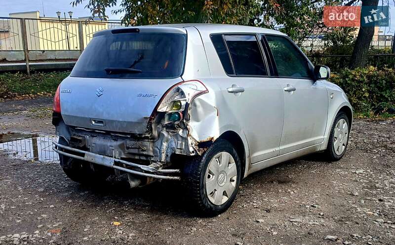 Хетчбек Suzuki Swift 2008 в Києві фото 7 Хетчбек Suzuki Swift 2008 в Києві