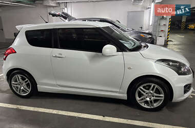 Хетчбек Suzuki Swift 2014 в Києві