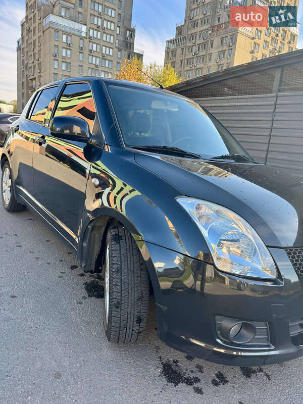 Хетчбек Suzuki Swift 2008 в Дніпрі