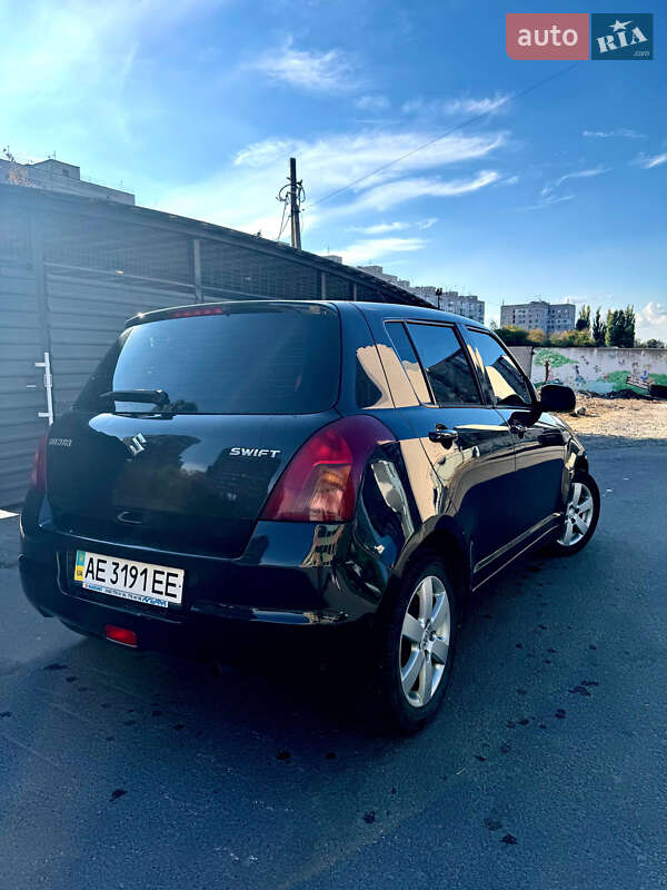 Хетчбек Suzuki Swift 2008 в Дніпрі