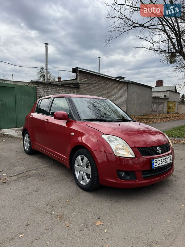 Хетчбек Suzuki Swift 2007 в Львові
