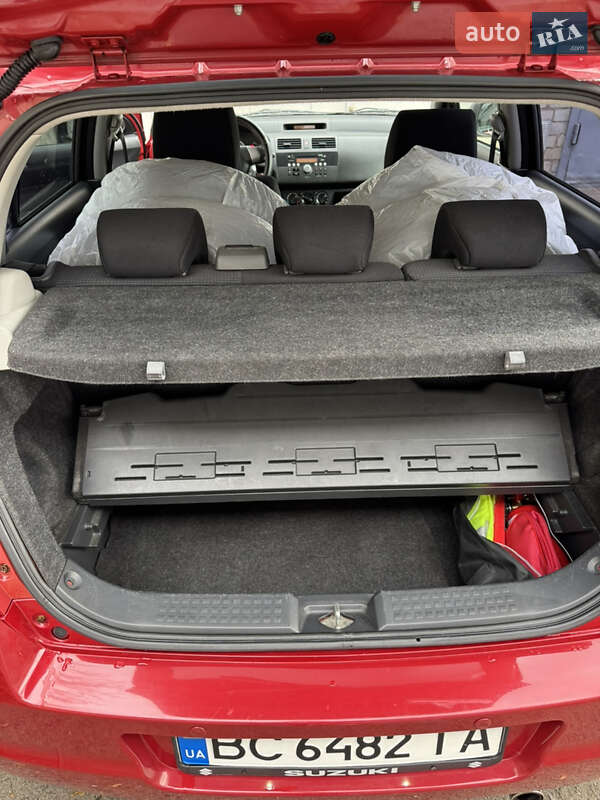 Хетчбек Suzuki Swift 2007 в Львові