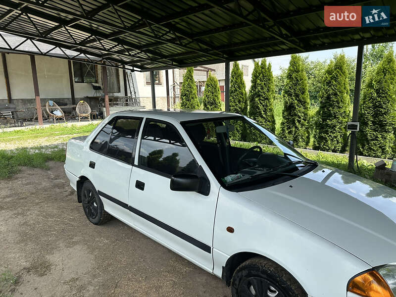 Седан Suzuki Swift 2001 в Броварах фото 6 Седан Suzuki Swift 2001 в Броварах
