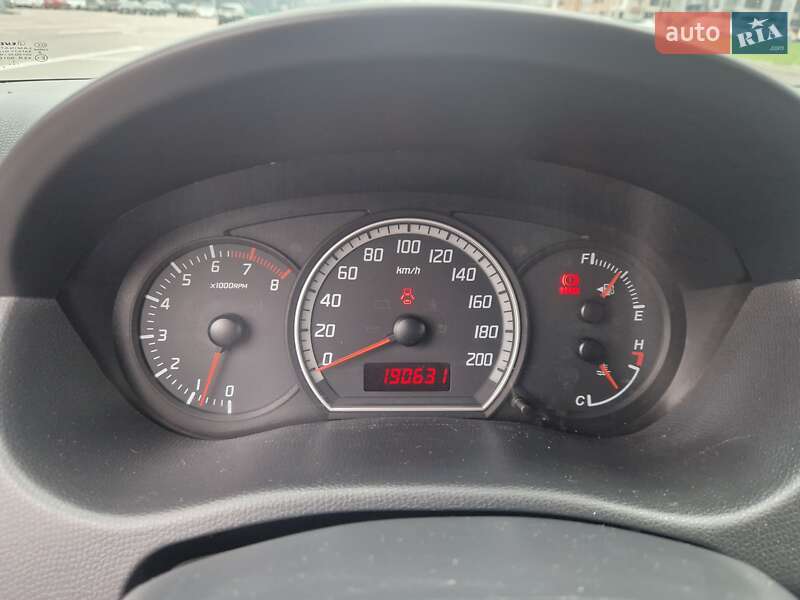 Хетчбек Suzuki Swift 2008 в Києві фото 15 Хетчбек Suzuki Swift 2008 в Києві