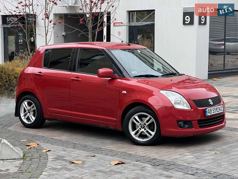 Хэтчбек Suzuki Swift 2008 в Киеве
