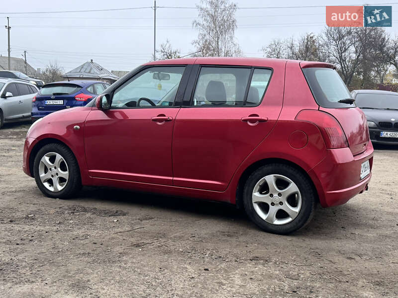 Хэтчбек Suzuki Swift 2006 в Черкассах