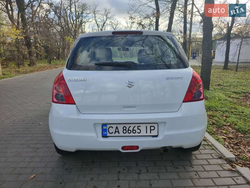 Хетчбек Suzuki Swift 2008 в Миколаєві фото 3 Хетчбек Suzuki Swift 2008 в Миколаєві