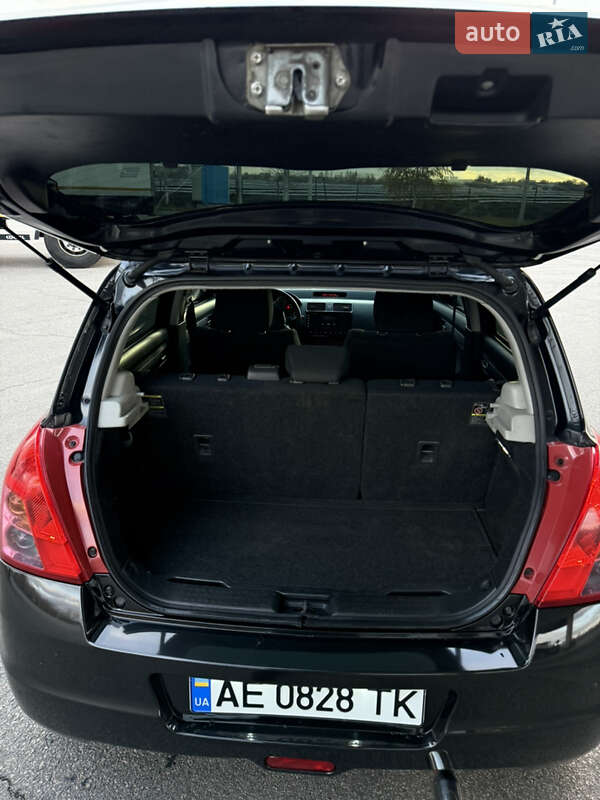 Хэтчбек Suzuki Swift 2010 в Днепре фото 12 Хэтчбек Suzuki Swift 2010 в Днепре