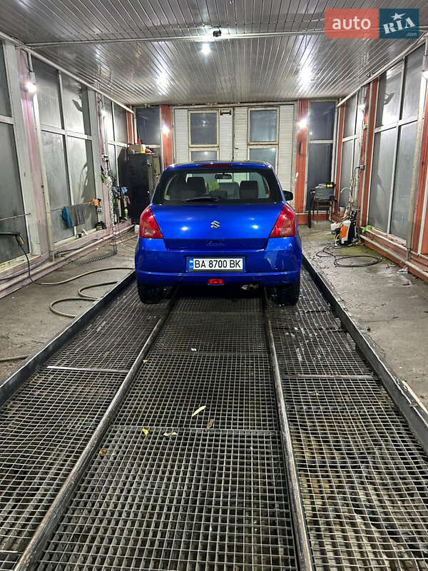 Хэтчбек Suzuki Swift 2005 в Кропивницком фото 9 Хэтчбек Suzuki Swift 2005 в Кропивницком