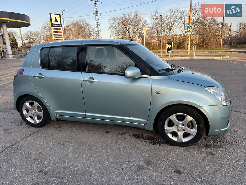 Хетчбек Suzuki Swift 2006 в Запоріжжі фото 4 Хетчбек Suzuki Swift 2006 в Запоріжжі