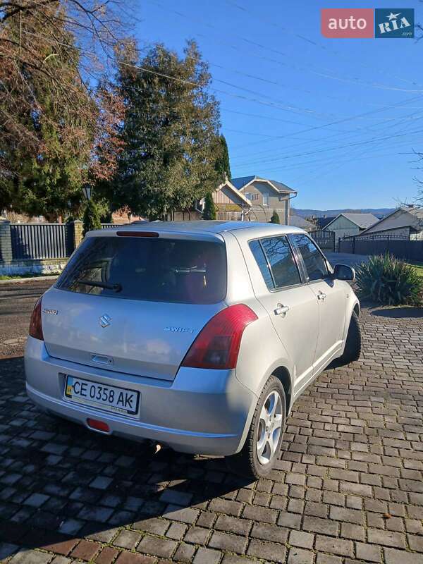 Хетчбек Suzuki Swift 2008 в Чернівцях