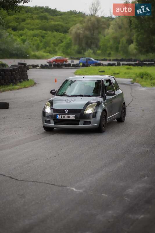 Хетчбек Suzuki Swift 2008 в Боярці