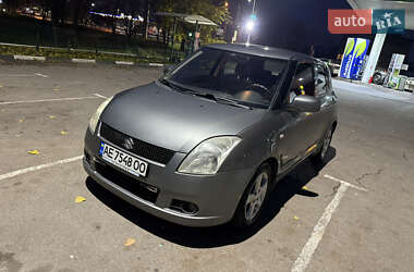 Хетчбек Suzuki Swift 2005 в Дніпрі