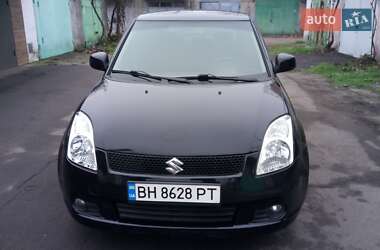 Хетчбек Suzuki Swift 2007 в Чорноморську