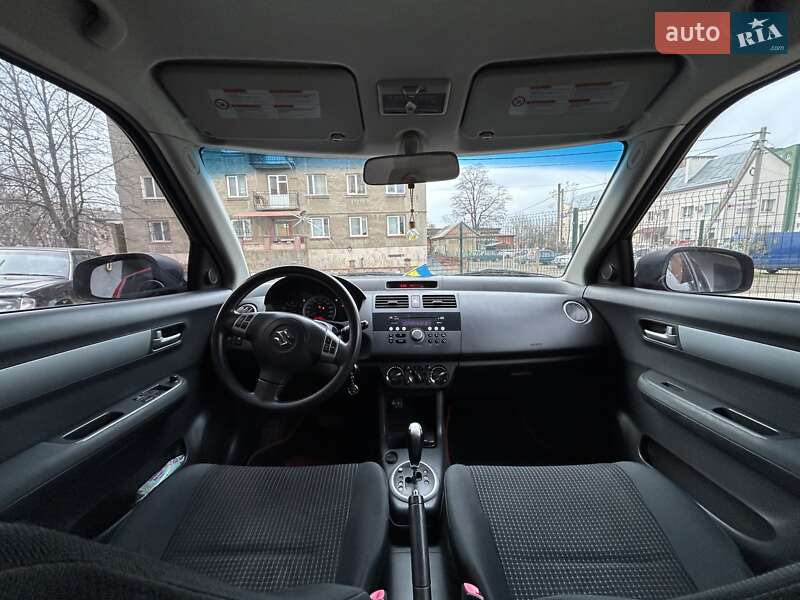Хэтчбек Suzuki Swift 2005 в Ивано-Франковске фото 16 Хэтчбек Suzuki Swift 2005 в Ивано-Франковске