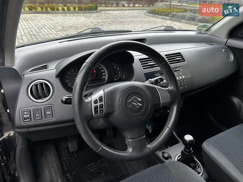 Хэтчбек Suzuki Swift 2008 в Шептицькому