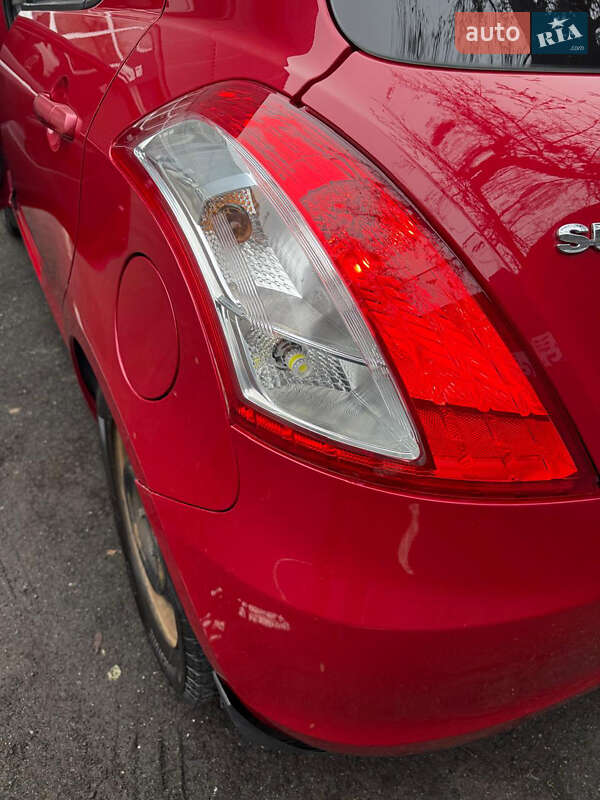 Хэтчбек Suzuki Swift 2011 в Киеве фото 5 Хэтчбек Suzuki Swift 2011 в Киеве