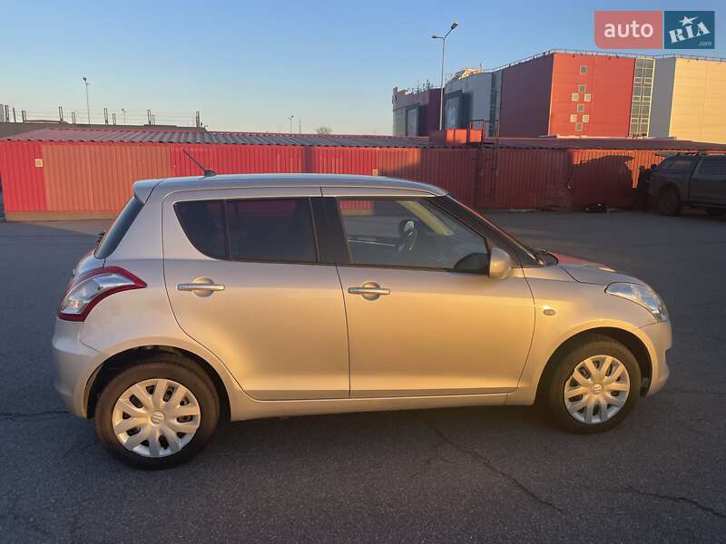 Хэтчбек Suzuki Swift 2011 в Киеве фото 4 Хэтчбек Suzuki Swift 2011 в Киеве