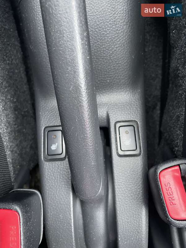 Хэтчбек Suzuki Swift 2011 в Киеве фото 19 Хэтчбек Suzuki Swift 2011 в Киеве