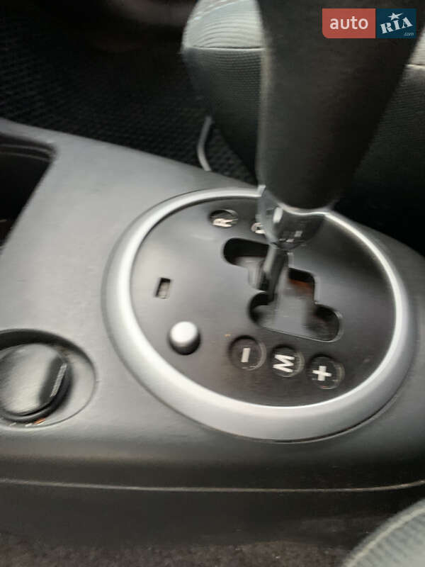 Хэтчбек Suzuki Swift 2005 в Дрогобыче фото 18 Хэтчбек Suzuki Swift 2005 в Дрогобыче