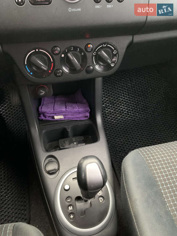 Хэтчбек Suzuki Swift 2005 в Дрогобыче фото 22 Хэтчбек Suzuki Swift 2005 в Дрогобыче