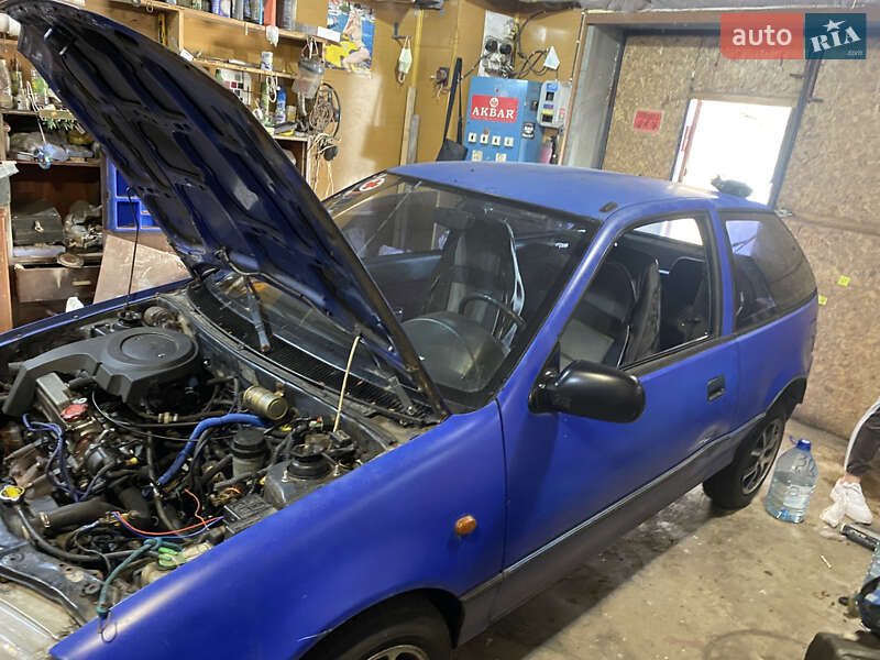 Хэтчбек Suzuki Swift 1995 в Киеве фото 6 Хэтчбек Suzuki Swift 1995 в Киеве
