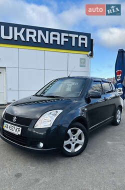 Хэтчбек Suzuki Swift 2007 в Киеве