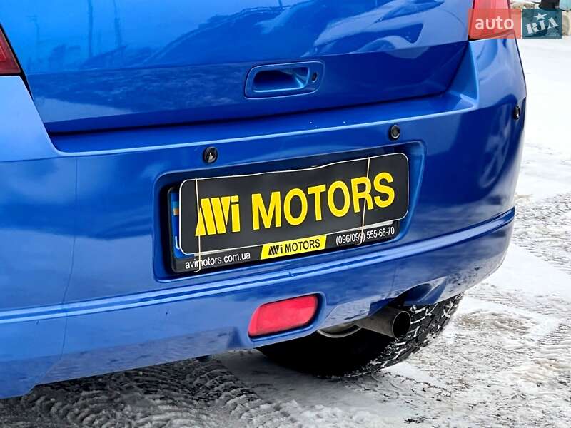 Хетчбек Suzuki Swift 2006 в Києві